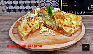 CALZONE